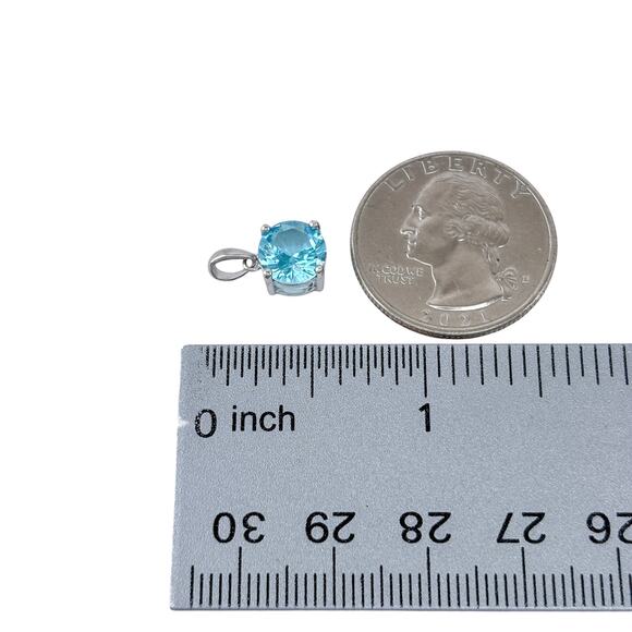 Estate Sterling Silver 925 Round Ice Blue Cubic Zirconia Pendant - Picture 7 of 8